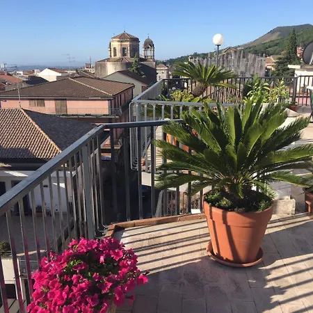 Bed & Breakfast Cartoline Dall'etna