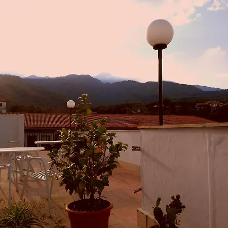 Cartoline Dall'etna Bed & Breakfast